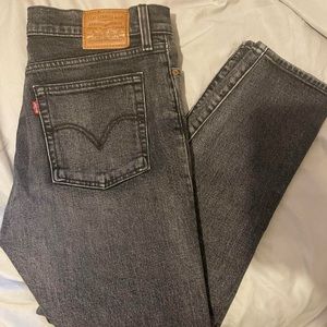 Levi jeans